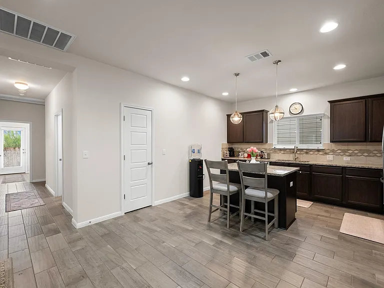 6109 Arbor Crest Ln — Photo 7