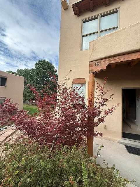 2 bed, 2.5 bath, 1167 sqft, $3,000 — Photo 3