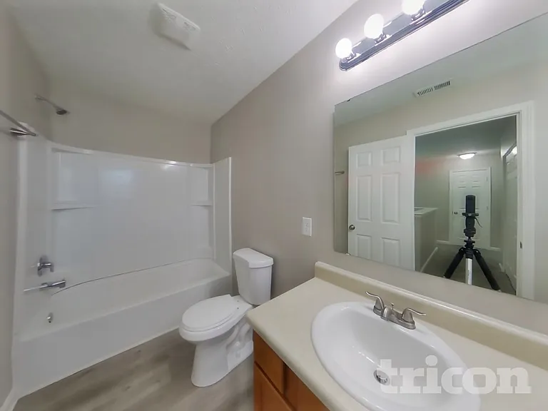 2337 Middle View Dr — Photo 16