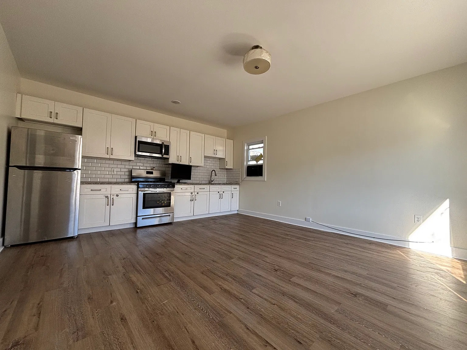 1 bed, $1,950 — Photo 1