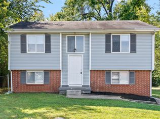 130 Airport Rd, Clarksville, TN 37042