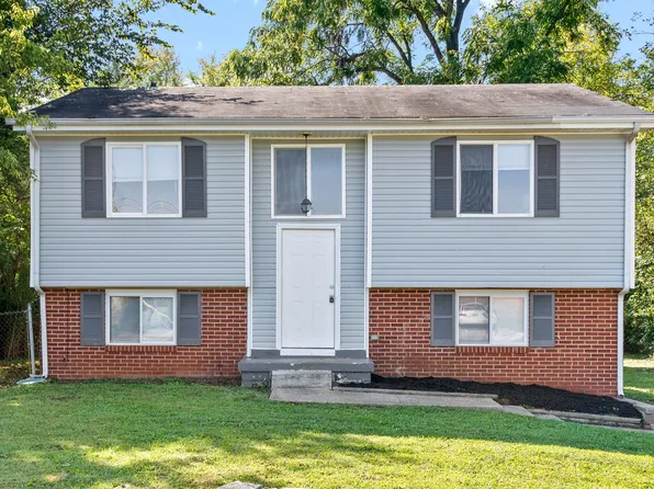 130 Airport Rd, Clarksville, TN 37042