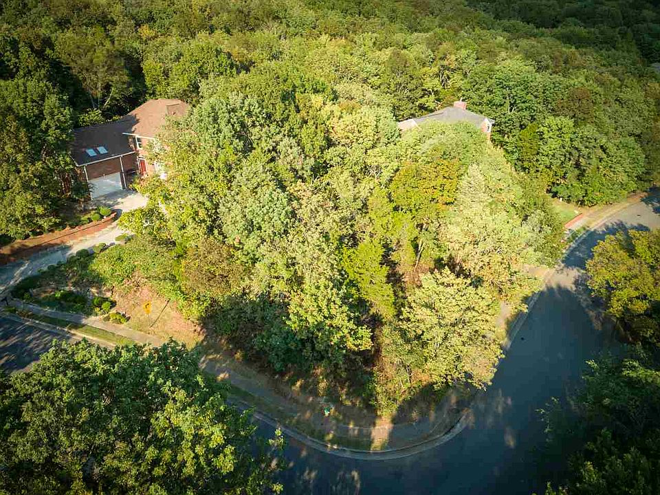 1st image of 7713 Foxfire Dr SE