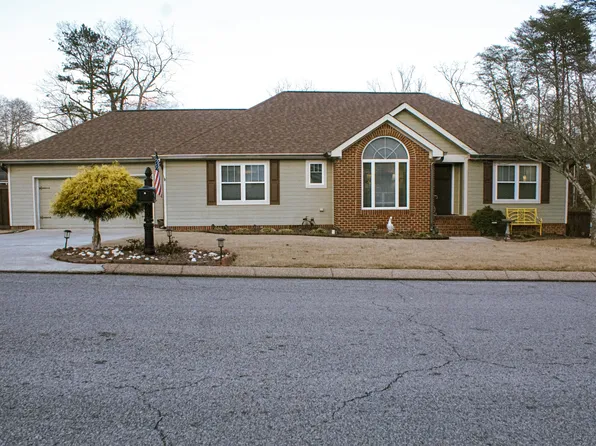 349 Celestial Ln, Hixson, TN 37343