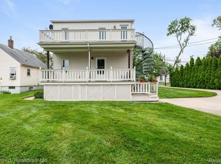 299 Elizabeth St, Plymouth, MI 48170