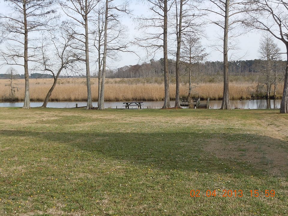 Waterfront on Crawford Creek