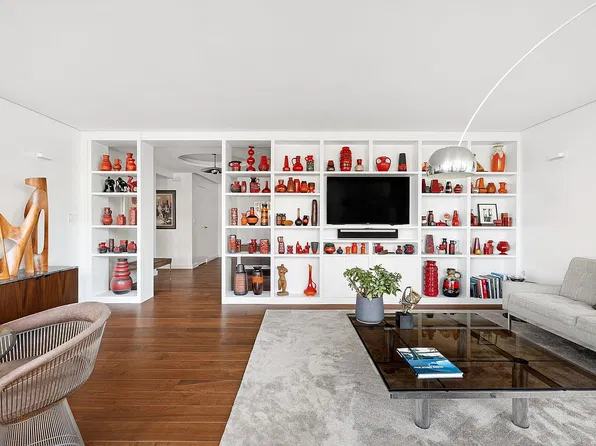 U North Plz Unit 14D, New York, NY 10017