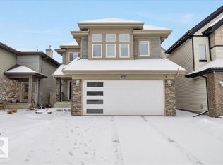942 Chahley Cres NW, Edmonton, AB