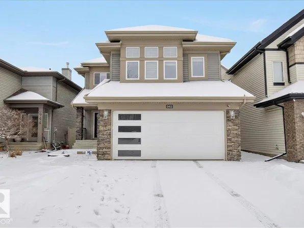 942 Chahley Cres NW, Edmonton, AB T6M 0E2