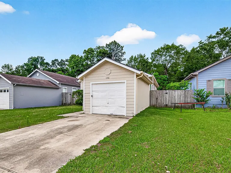 11918 Greensbrook Forest Dr — Photo 2