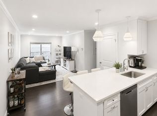 728 E Broadway #206, Boston, MA 02127