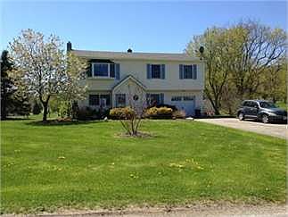 1st image of 11 Carol Dr
