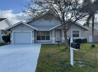 631 NW 207th Ave, Hollywood, FL 33029