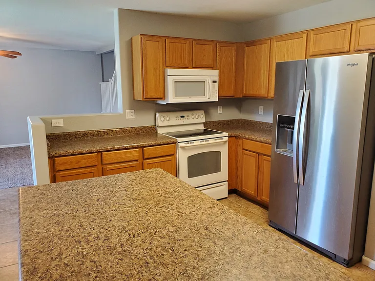 36521 W San Pedro Dr — Photo 13