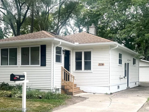 7074 Orchard Ave, Warren, MI 48091