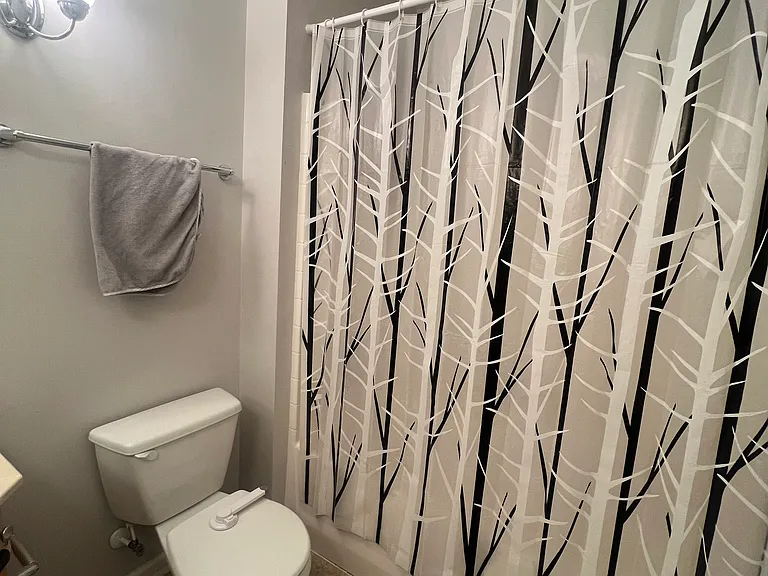 1461 Titchfield Dr — Photo 16