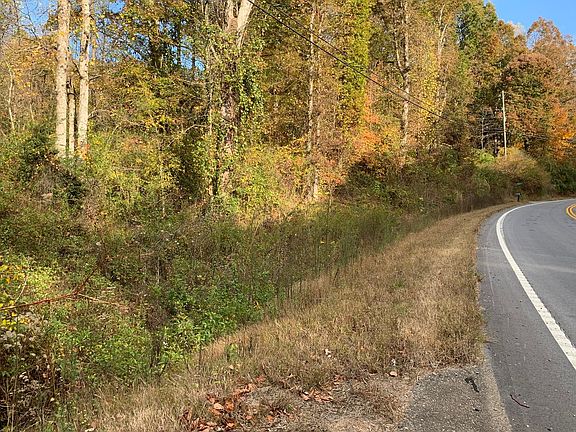 3rd image of 3866 Highway 382 W
