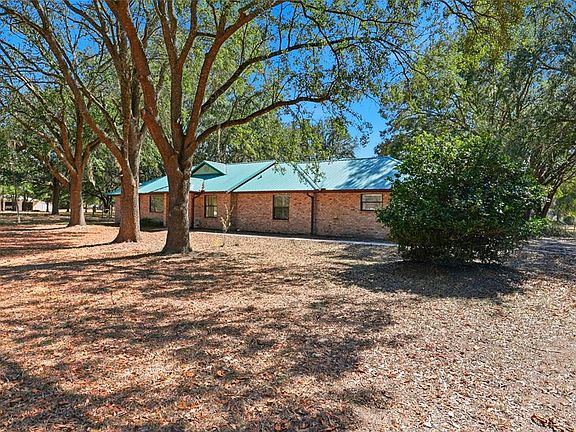 4th image of 534 SW Thorne Ln