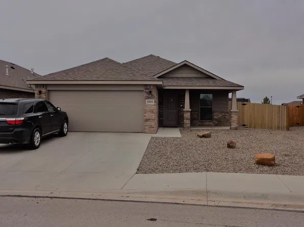 1509 Revolution Dr, Midland, TX 79705
