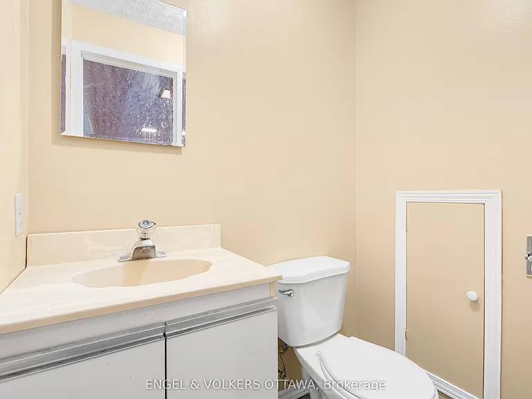 1402 Kilborn Ave — Photo 29