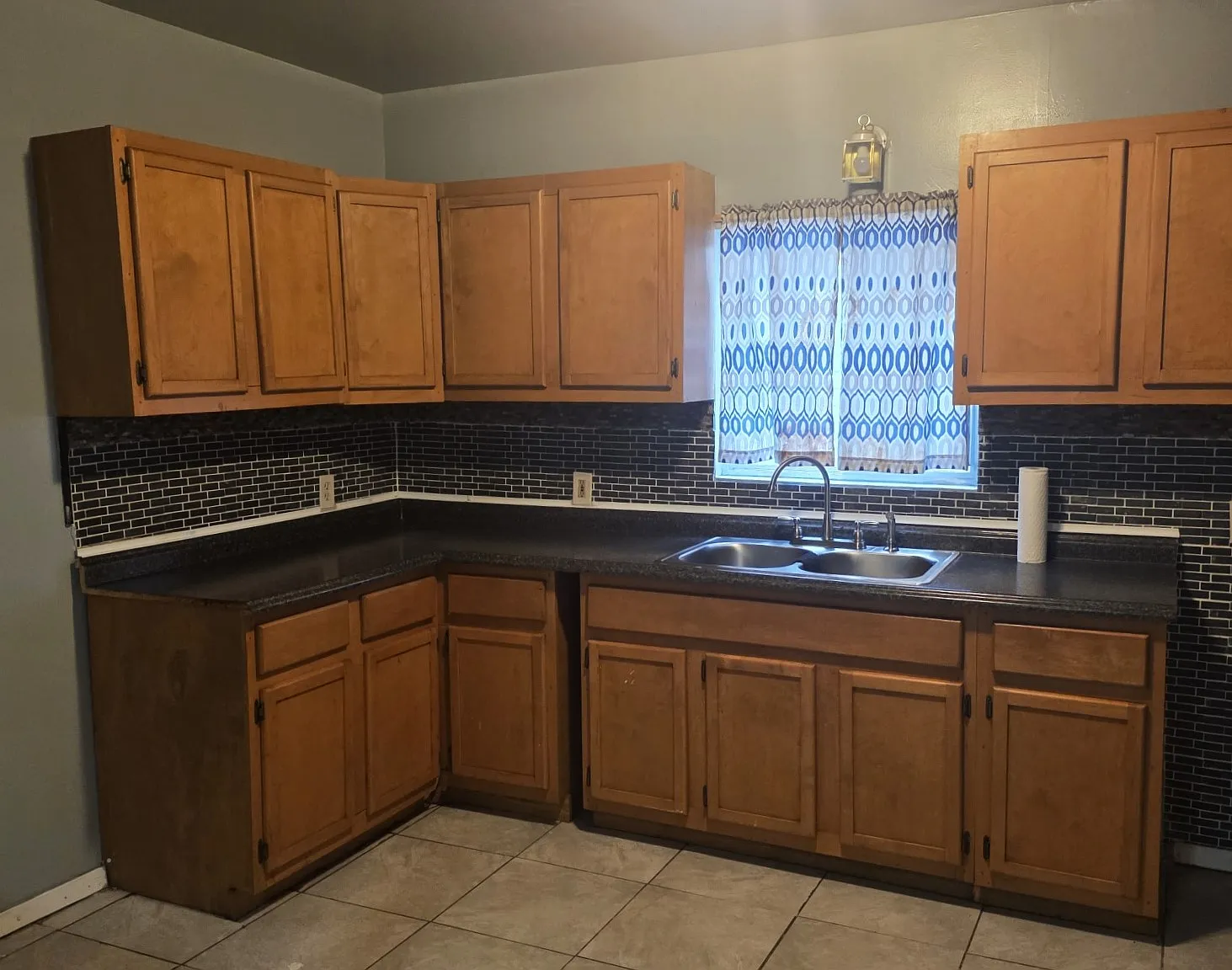 3 bed, $1,450 — Photo 2