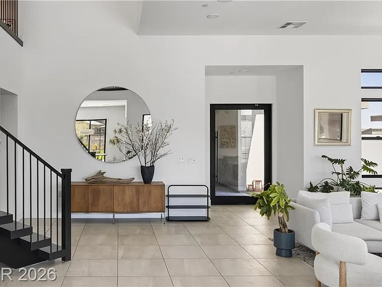 12637 Penfield Ave — Photo 12