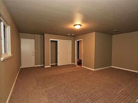 5th image of 1541 N Rowell Ave