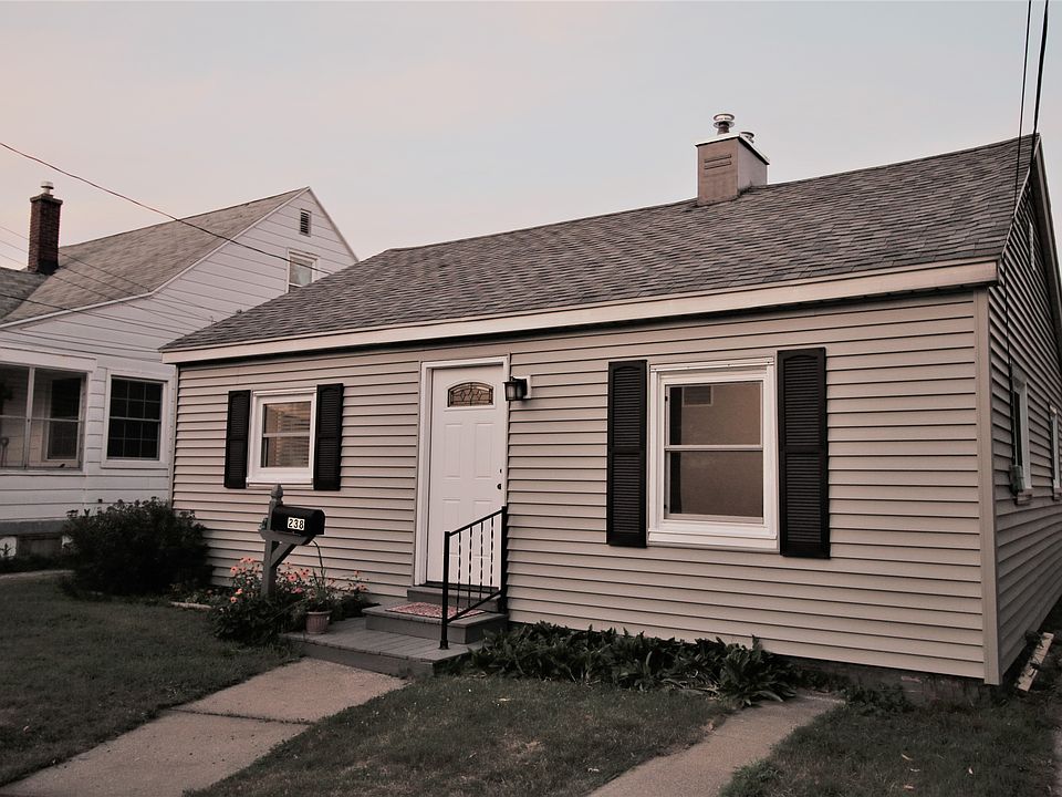 1st image of 238 Garfield Ave SW