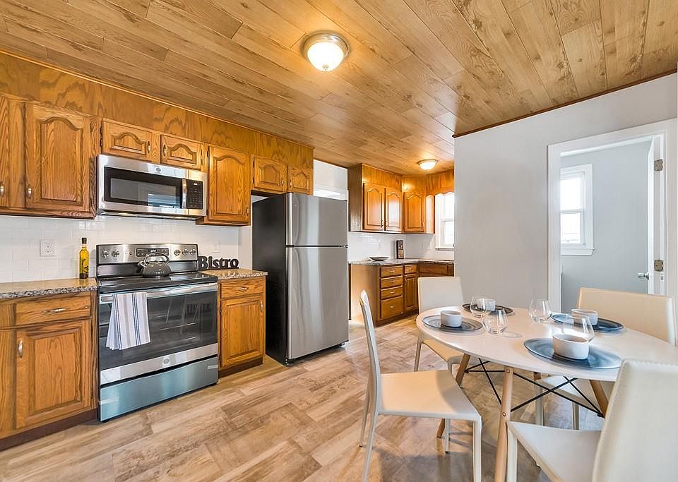 2nd image of 74 Shaw Park Ave