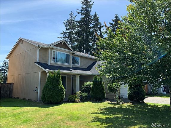 2nd image of 3622 185th Street Ct E