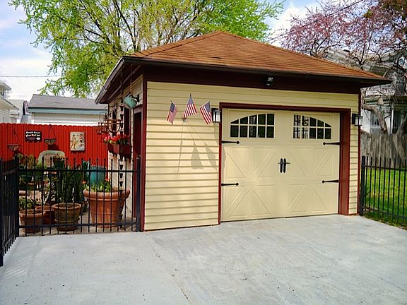 5th image of 200 N Chilson St