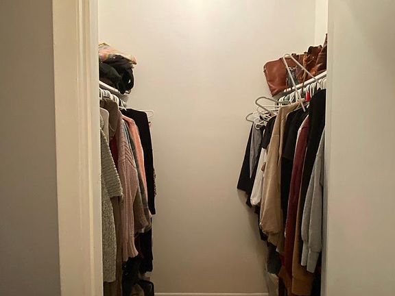 3rd image of 3932 N Keeler Ave
