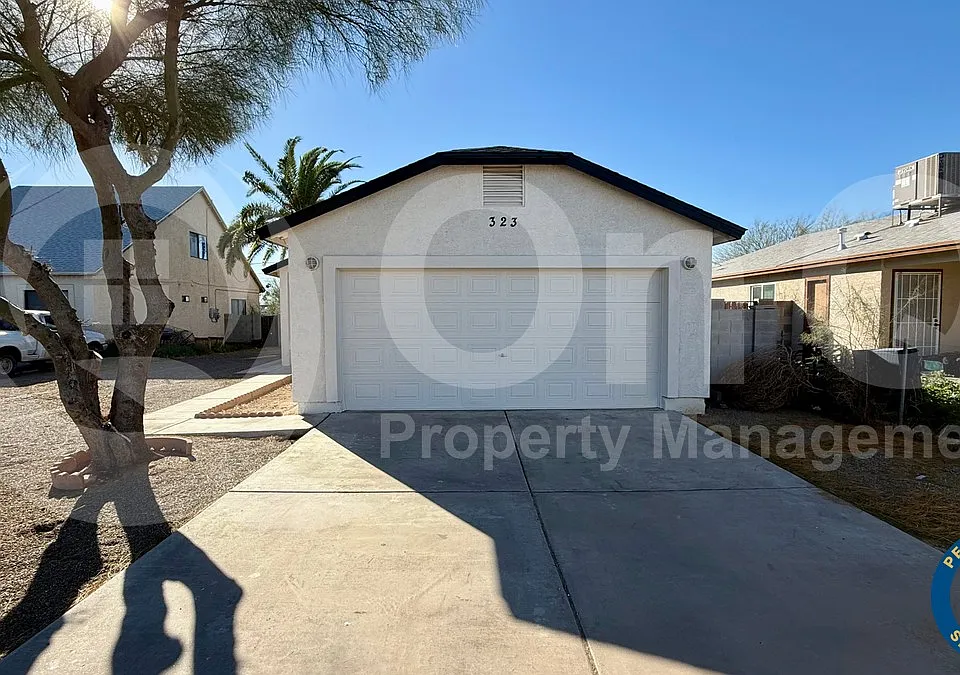 323 E Congress Ave