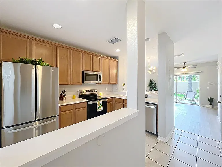3309 Wilshire Way Rd #3 — Photo 5