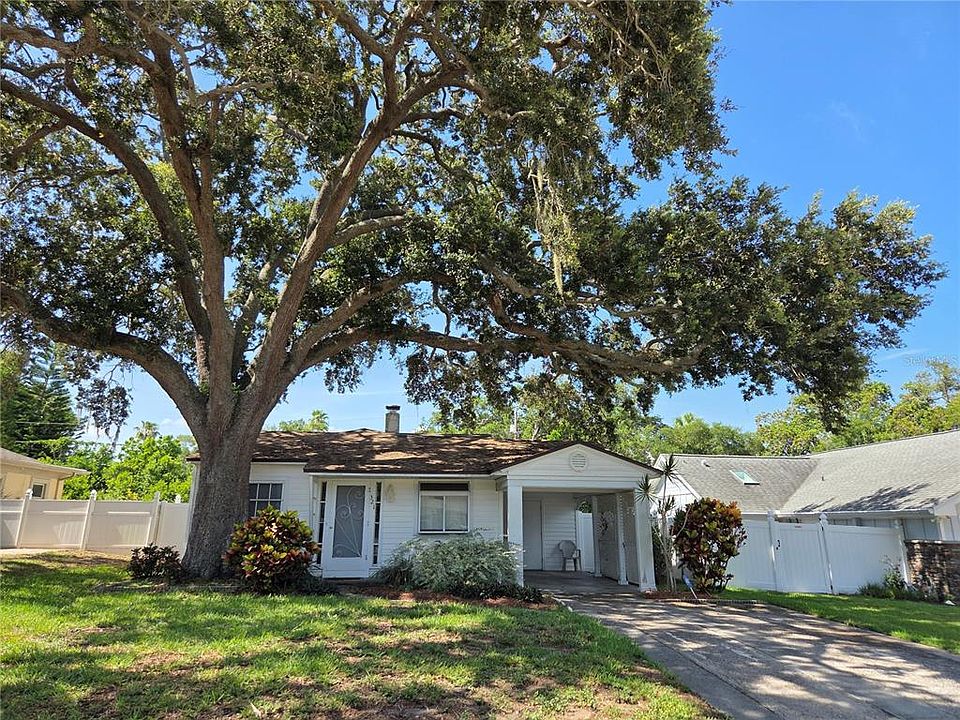 1st image of 321 WILDWOOD WAY