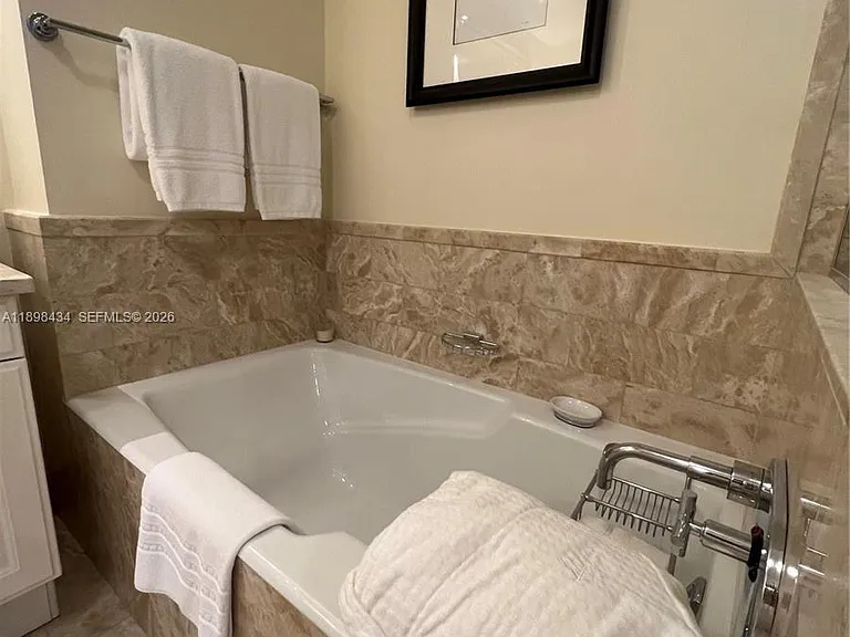 1435 Brickell Ave #3307 — Photo 25