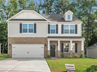 3004 Middle Creek Ln, Greensboro, NC 27405