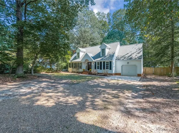 3477 Timberneck Dr, Hayes, VA 23072