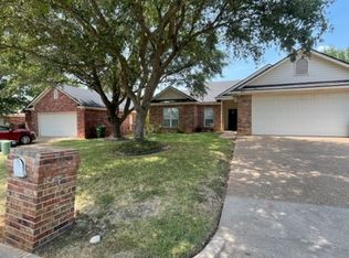 10317 Peony Ln, Waco, TX 76708