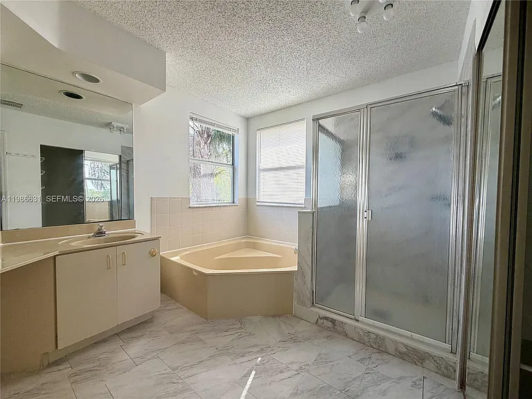 12619 NW 11th Pl — Photo 62