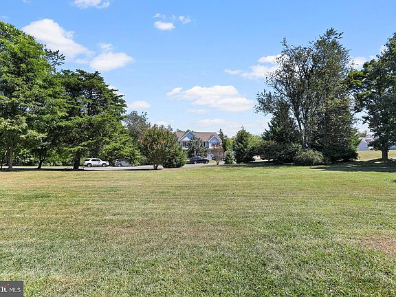 5th image of 197 Triumphant Way