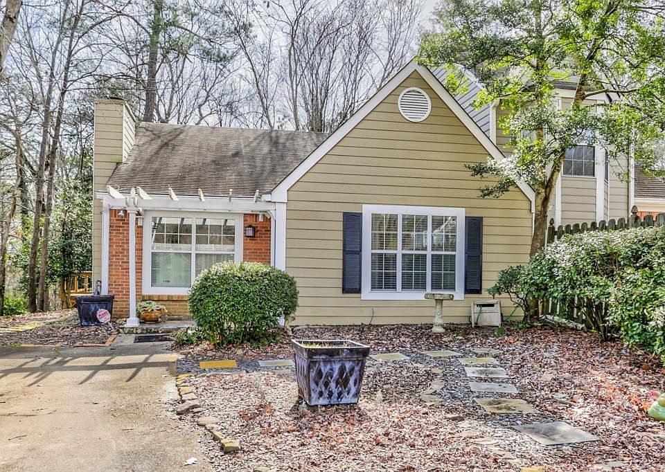 1st image of 5068 Laurel Glen Ct SE