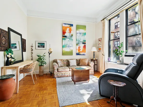 324 West 88th Street image 2 of 13