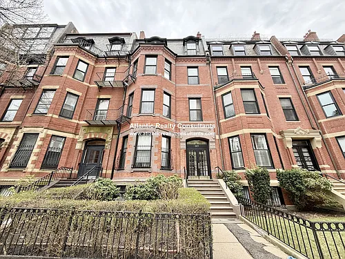 337 Beacon St Photo 1