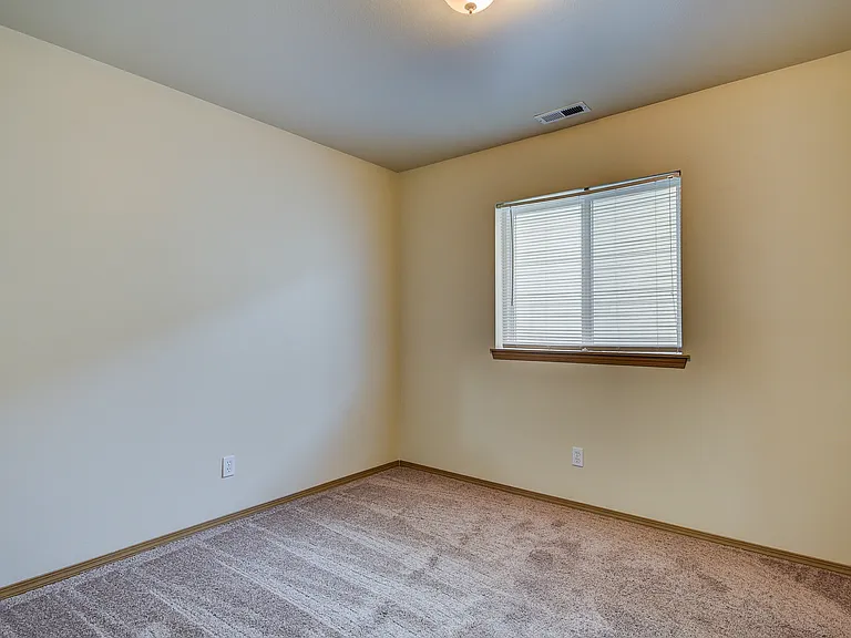 0850-1293 NW Elwha — Photo 13