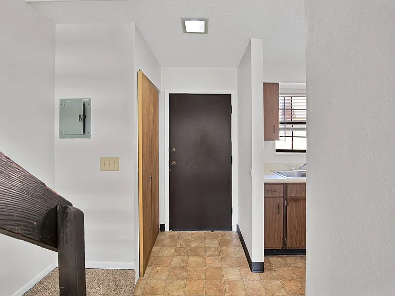 2260 N 13th St. — Photo 23