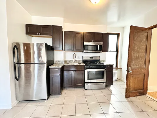 Rented by A&E Real Estate Management | media 5