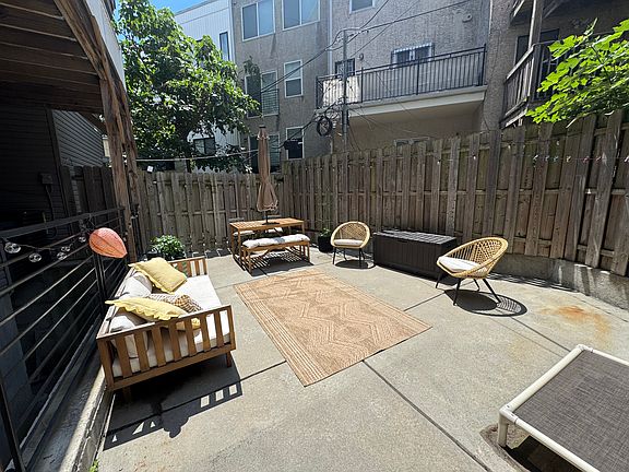 2nd image of 1526 Ridge Ave Unit 2