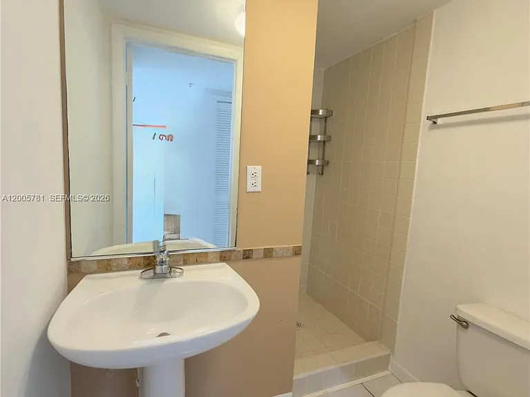 3052 SW 27th Ave #204 — Photo 24