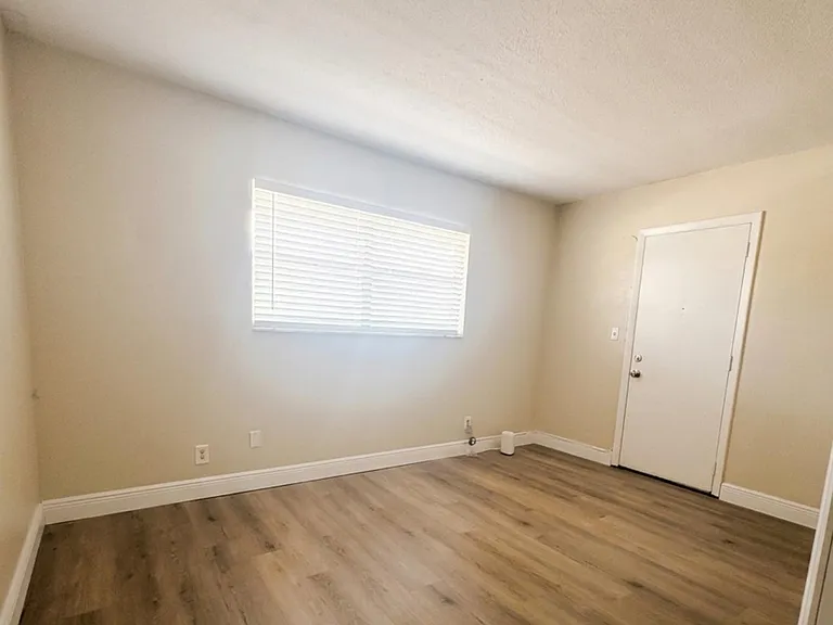 5861 NW 16th Pl #303 — Photo 9